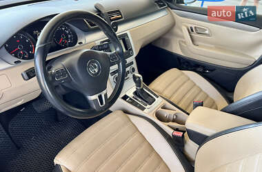 Купе Volkswagen CC / Passat CC 2014 в 