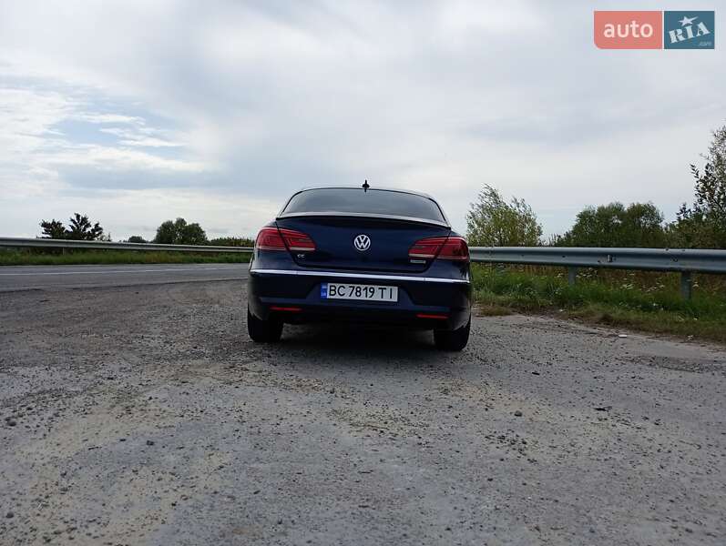 Купе Volkswagen CC / Passat CC 2013 в Львові