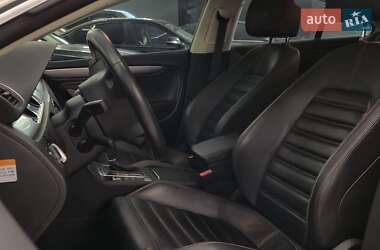 Купе Volkswagen CC / Passat CC 2012 в 