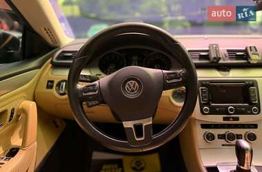 Купе Volkswagen CC / Passat CC 2013 в 