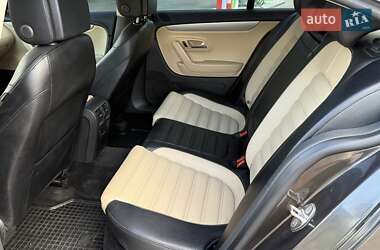 Купе Volkswagen CC / Passat CC 2013 в 