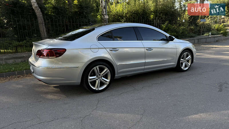 Купе Volkswagen CC / Passat CC 2012 в Боярке