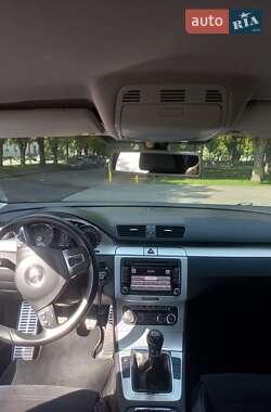 Купе Volkswagen CC / Passat CC 2009 в 