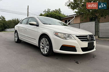 Купе Volkswagen CC / Passat CC 2010 в Виннице