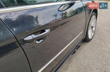 Купе Volkswagen CC / Passat CC 2011 в 