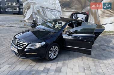 Купе Volkswagen CC / Passat CC 2008 в 