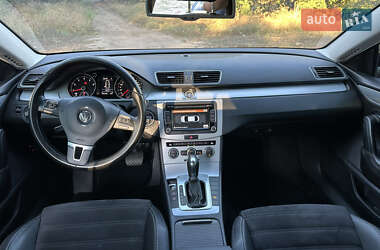 Купе Volkswagen CC / Passat CC 2012 в 