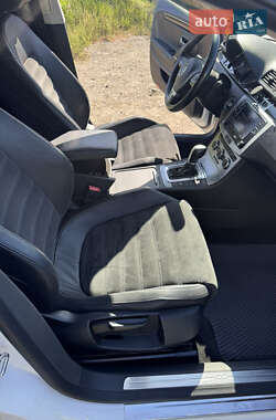 Купе Volkswagen CC / Passat CC 2013 в 