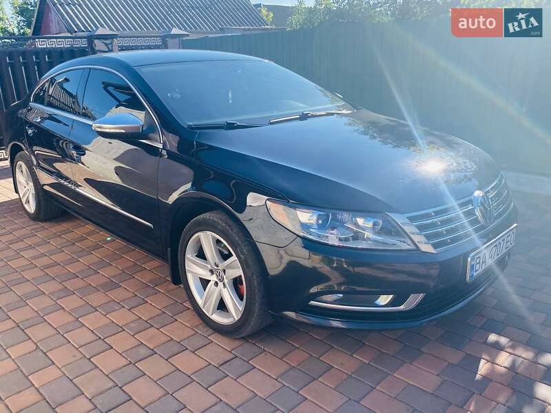 Купе Volkswagen CC / Passat CC 2012 в Помошной