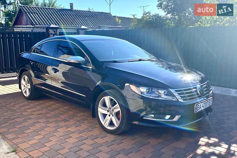 Купе Volkswagen CC / Passat CC 2012 в Помошной