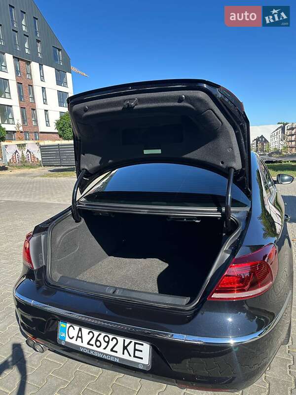 Купе Volkswagen CC / Passat CC 2013 в Умани