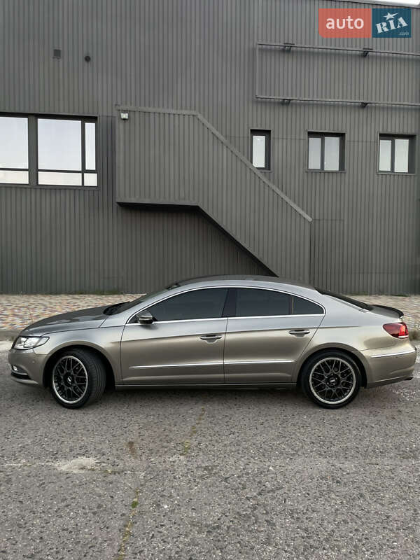 Купе Volkswagen CC / Passat CC 2012 в Харькове