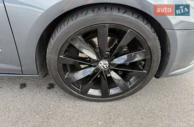 Купе Volkswagen CC / Passat CC 2011 в 