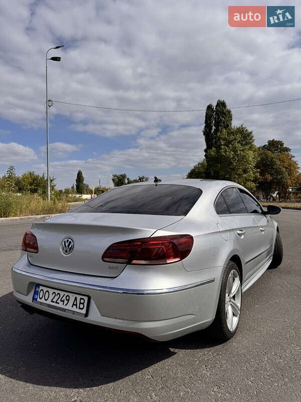 Купе Volkswagen CC / Passat CC 2014 в Киеве