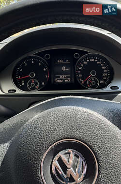 Купе Volkswagen CC / Passat CC 2011 в 