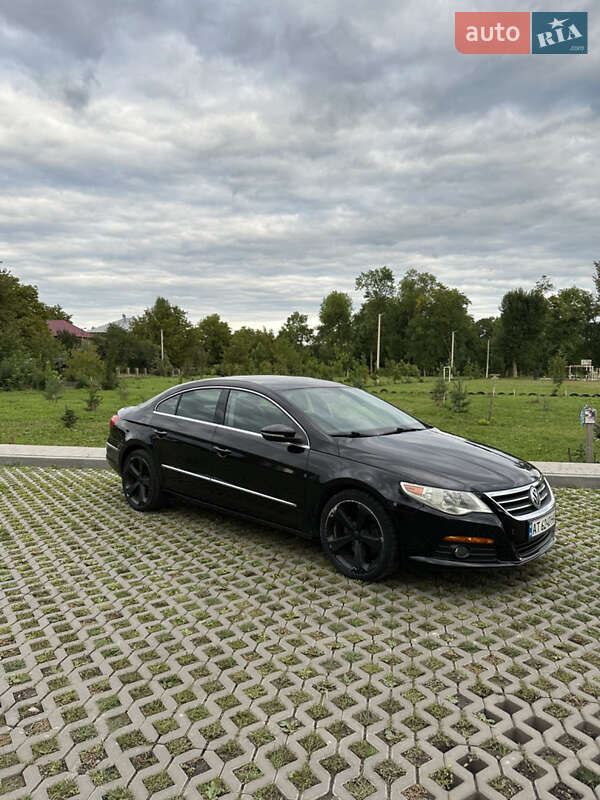 Купе Volkswagen CC / Passat CC 2009 в Коломые