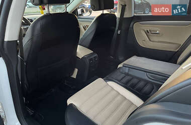 Купе Volkswagen CC / Passat CC 2013 в 