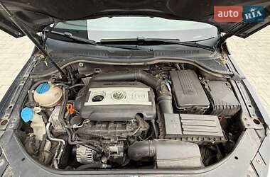 Купе Volkswagen CC / Passat CC 2008 в 