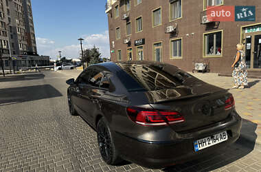 Купе Volkswagen CC / Passat CC 2012 в 
