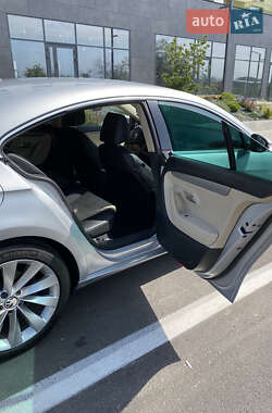 Купе Volkswagen CC / Passat CC 2009 в 