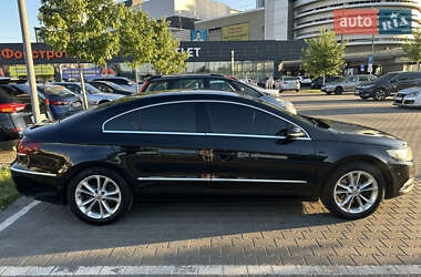 Купе Volkswagen CC / Passat CC 2012 в 