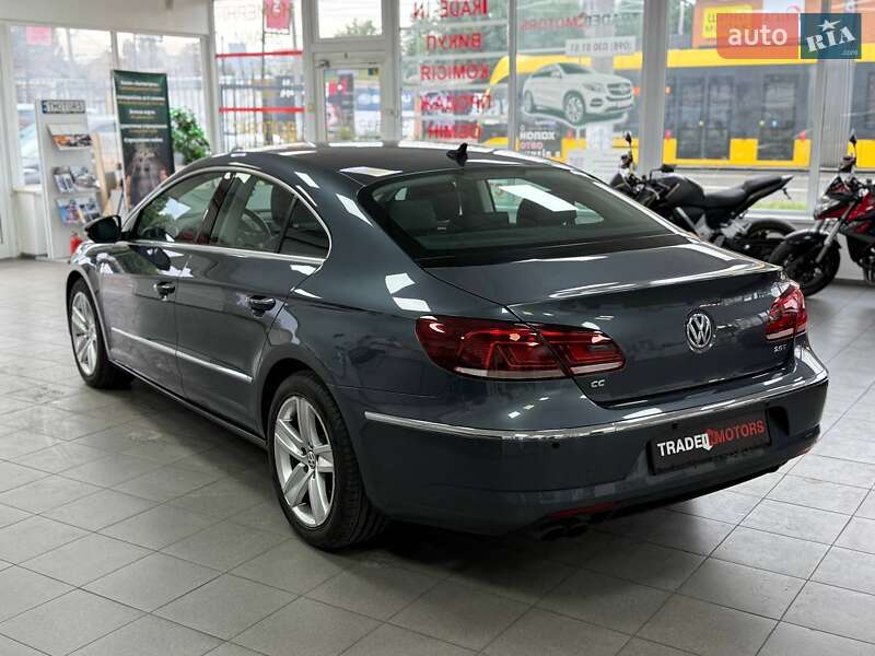 Купе Volkswagen CC / Passat CC 2014 в Киеве
