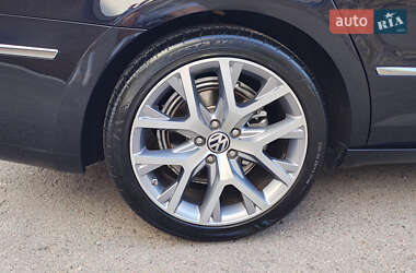 Купе Volkswagen CC / Passat CC 2012 в 