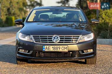 Купе Volkswagen CC / Passat CC 2013 в 