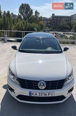 Купе Volkswagen CC / Passat CC 2013 в 