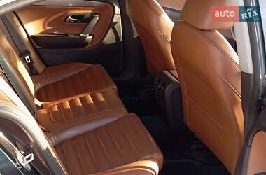 Купе Volkswagen CC / Passat CC 2011 в 