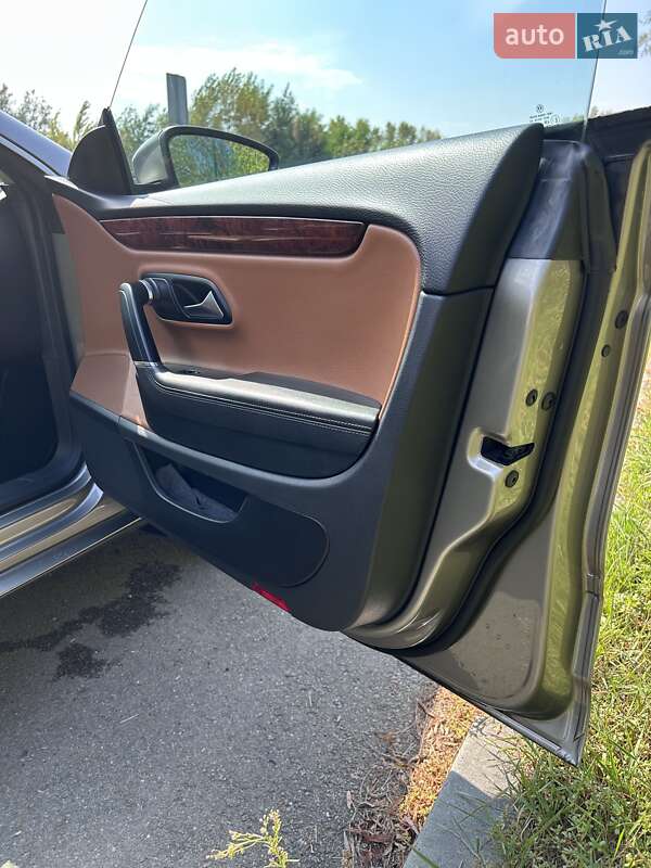 Купе Volkswagen CC / Passat CC 2009 в Киеве