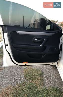 Купе Volkswagen CC / Passat CC 2014 в 