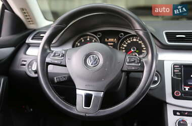 Купе Volkswagen CC / Passat CC 2012 в 