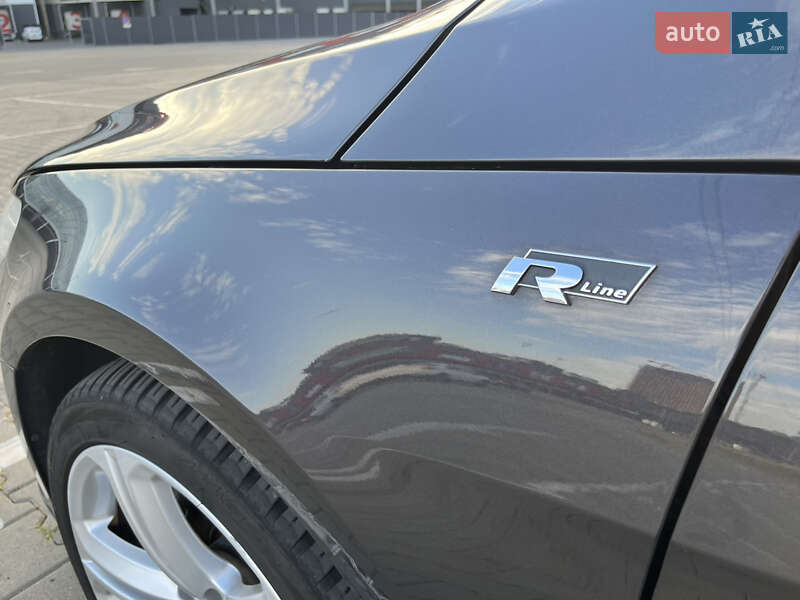 Купе Volkswagen CC / Passat CC 2011 в Киеве