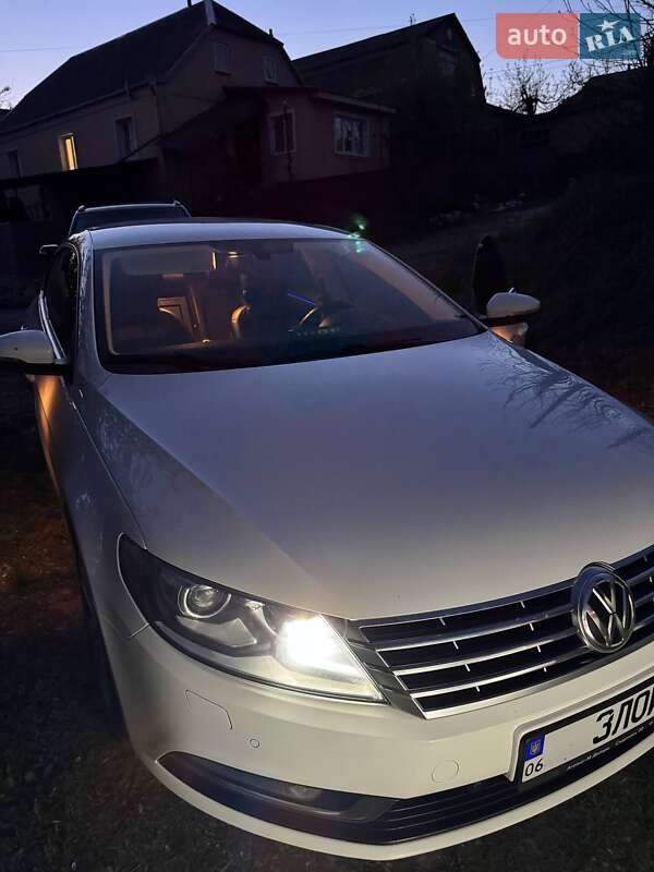 Купе Volkswagen CC / Passat CC 2012 в Києві фото 15 Купе Volkswagen CC / Passat CC 2012 в Києві