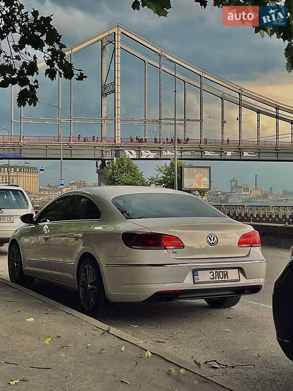 Купе Volkswagen CC / Passat CC 2012 в Києві фото 18 Купе Volkswagen CC / Passat CC 2012 в Києві