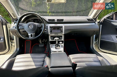 Купе Volkswagen CC / Passat CC 2010 в 