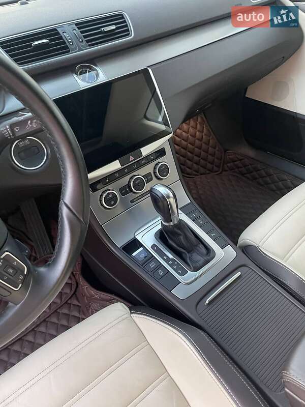 Купе Volkswagen CC / Passat CC 2012 в Харькове