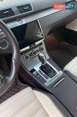 Купе Volkswagen CC / Passat CC 2012 в 