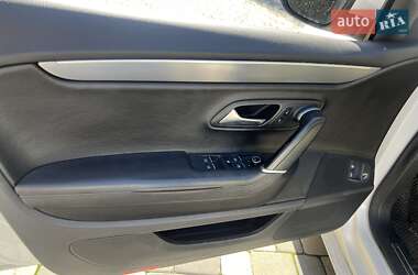 Купе Volkswagen CC / Passat CC 2012 в 