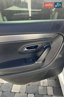 Купе Volkswagen CC / Passat CC 2012 в 