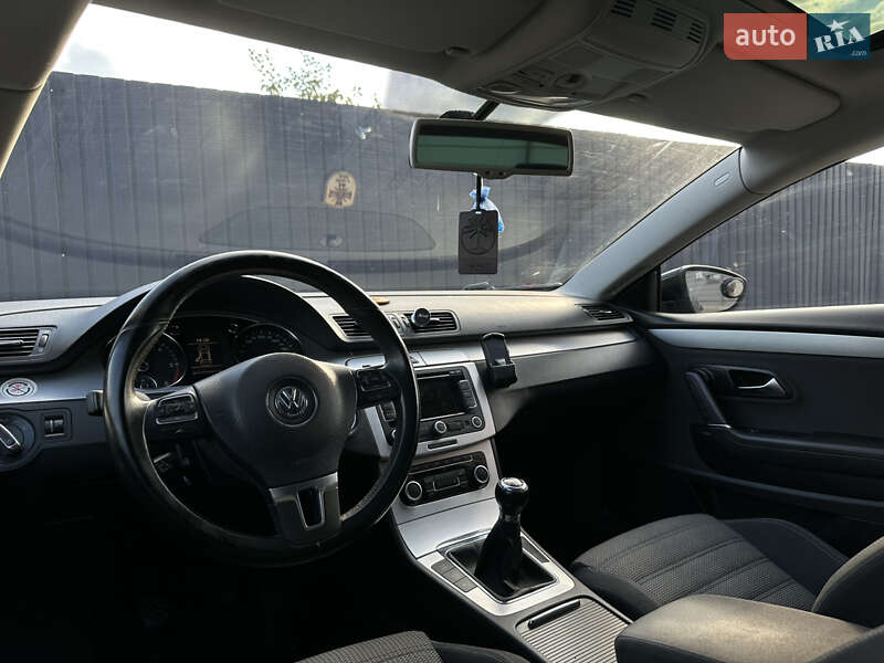 Купе Volkswagen CC / Passat CC 2008 в Дрогобичі фото 13 Купе Volkswagen CC / Passat CC 2008 в Дрогобичі