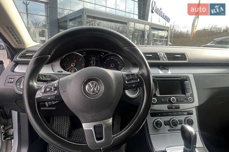 Купе Volkswagen CC / Passat CC 2014 в Луцьку