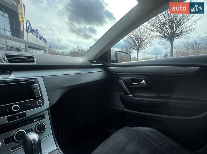 Купе Volkswagen CC / Passat CC 2014 в Луцьку