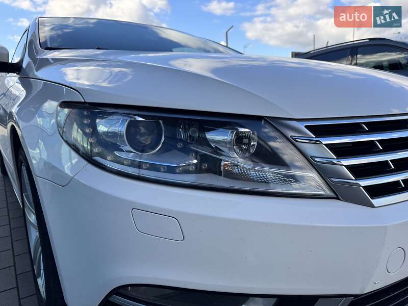 Купе Volkswagen CC / Passat CC 2014 в Киеве