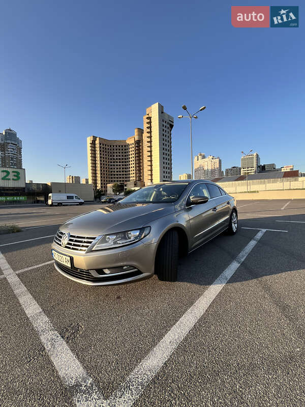 Купе Volkswagen CC / Passat CC 2012 в Луцке
