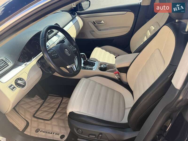Купе Volkswagen CC / Passat CC 2011 в Харькове
