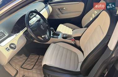 Купе Volkswagen CC / Passat CC 2011 в 