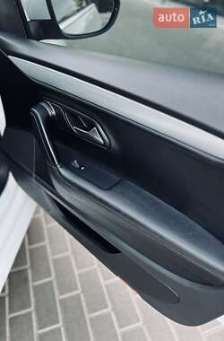 Купе Volkswagen CC / Passat CC 2012 в 