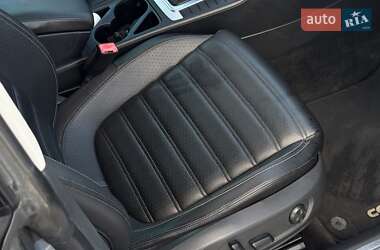 Купе Volkswagen CC / Passat CC 2012 в 